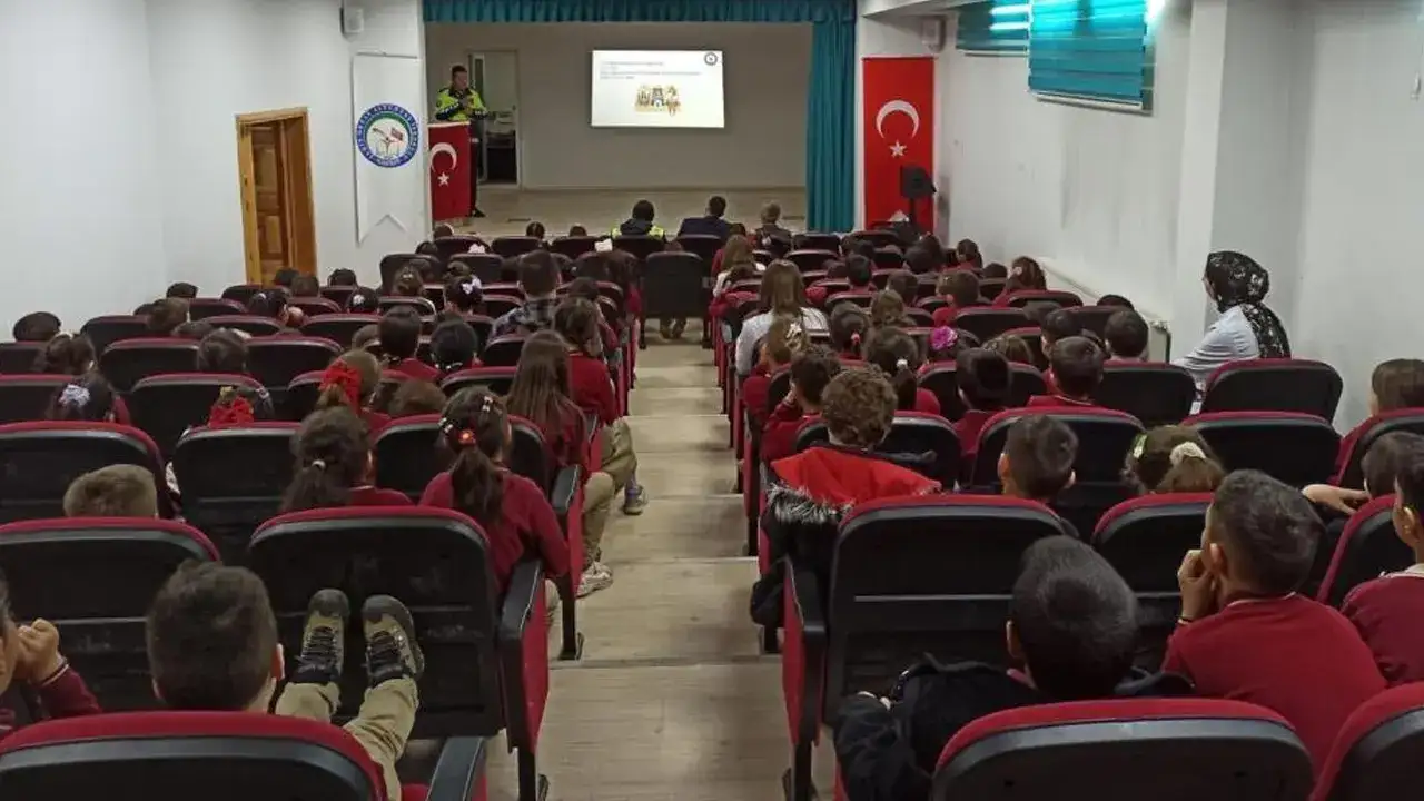 Aydıntepe’de öğrencilere trafik eğitimi verildi