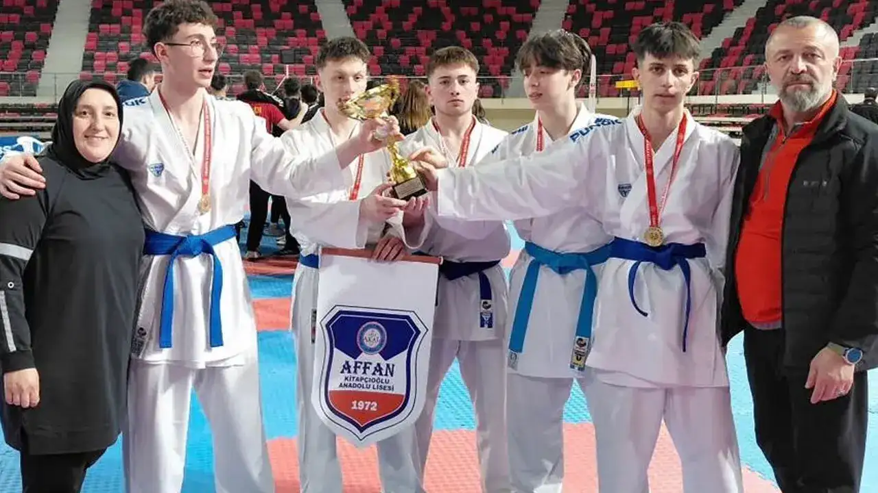 Çorum’da 200 sporcunun katıldığı şampiyonada Trabzon zirvede