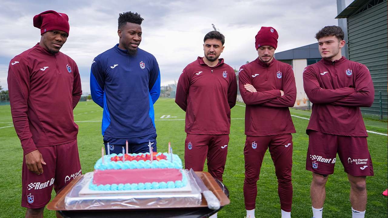 Trabzonspor'da Galatasaray mesaisi sürüyor: Antrenmanda sürpriz kutlama