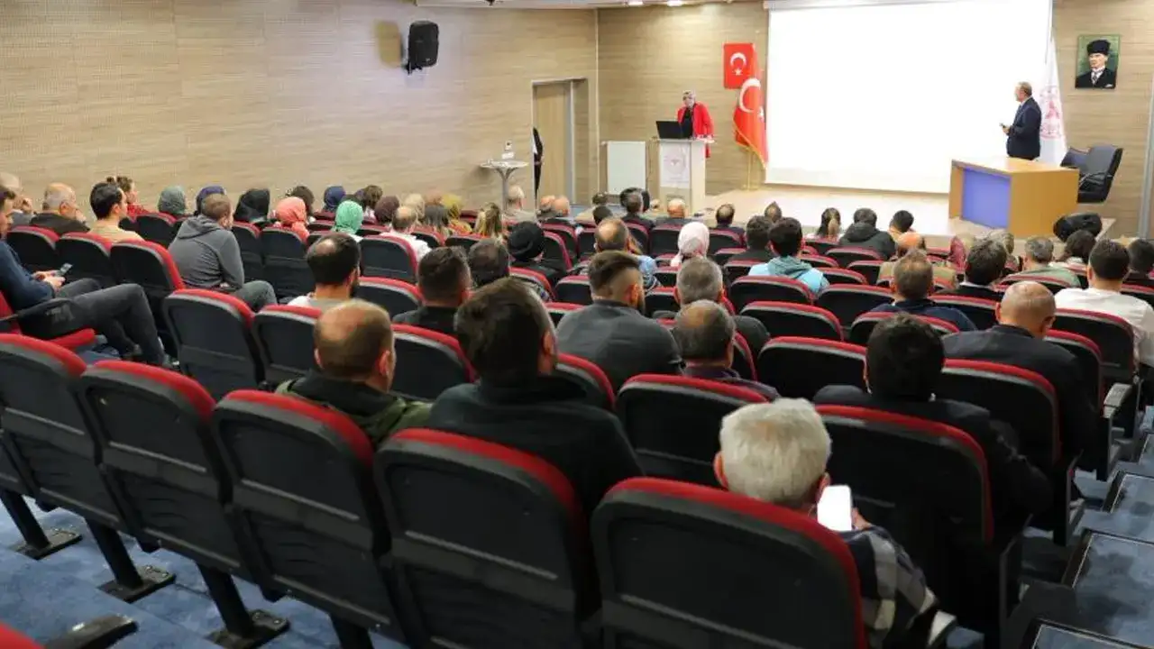 Bayburt’ta sağlık personeline iç kontrol eğitimi verildi