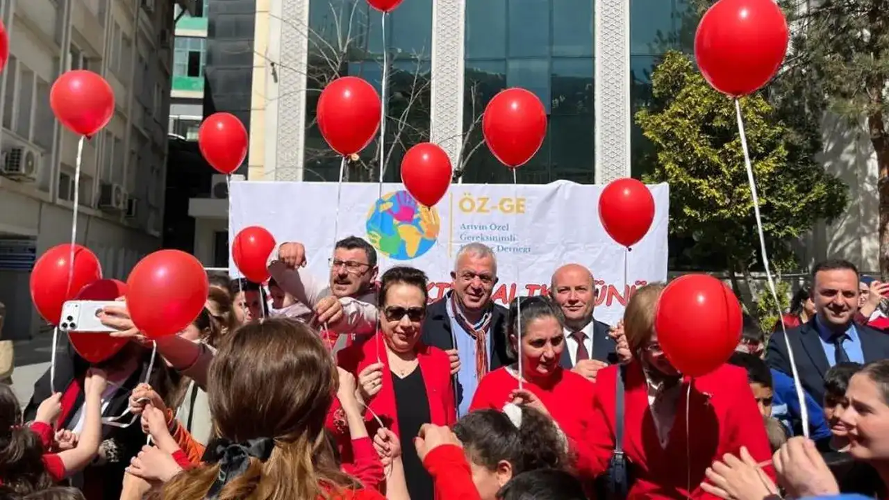 Artvin'de otizm için anlamlı yürüyüş
