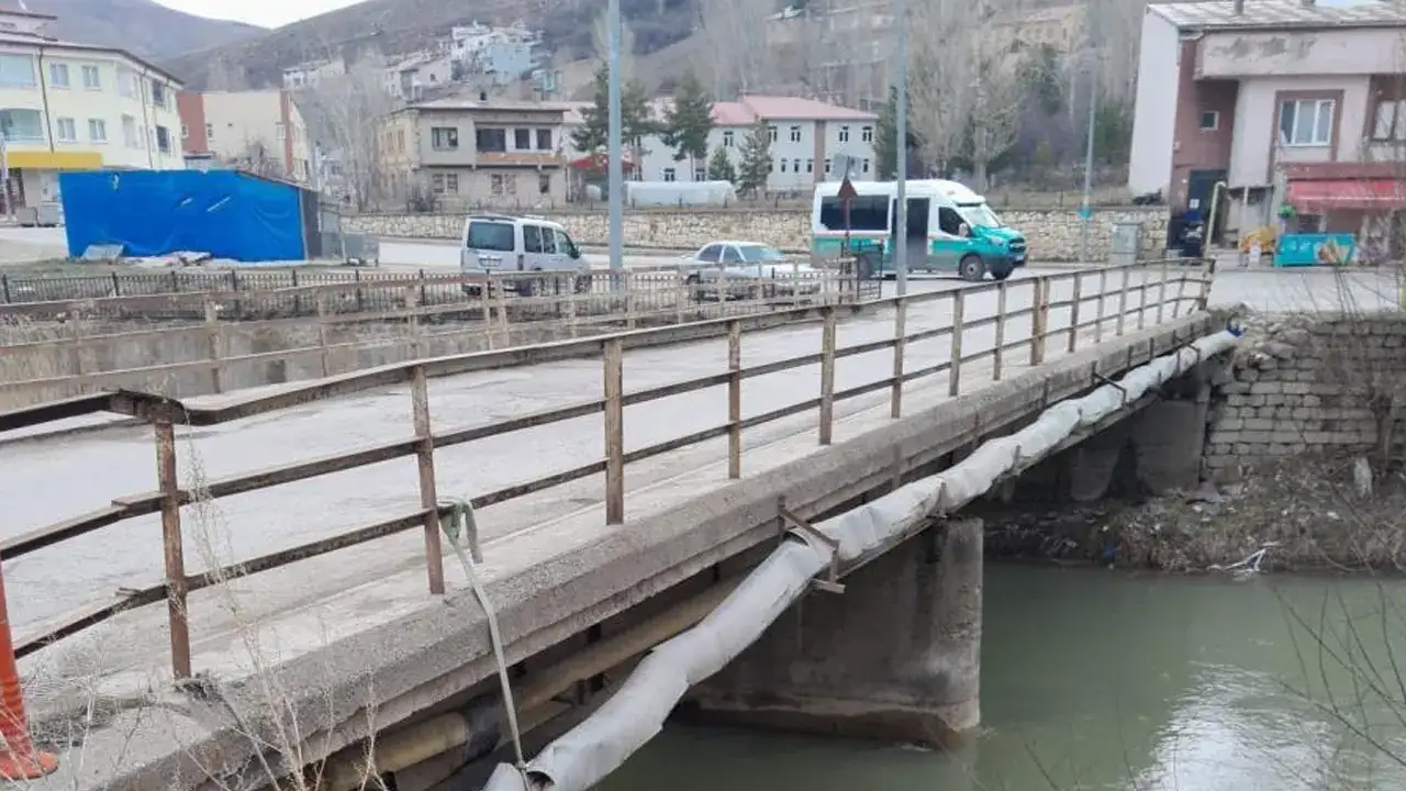 Bayburt’ta Kaleardı Köprüsü için yenileme talebi