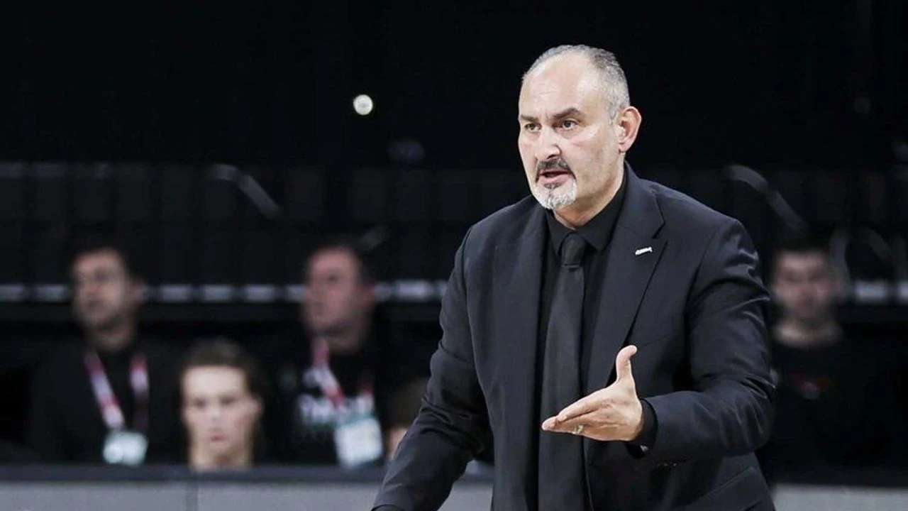 Selçuk Ernak’tan Tofaş maçı öncesi ilk 4 vurgusu! "Reaksiyon göstermeliyiz"