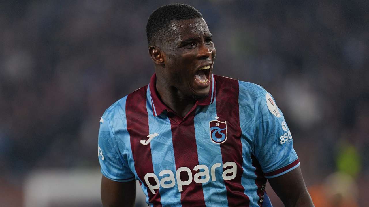 Trabzonspor, Galatasaray’ı devirdi: Zirveyle fark 1 puana indi