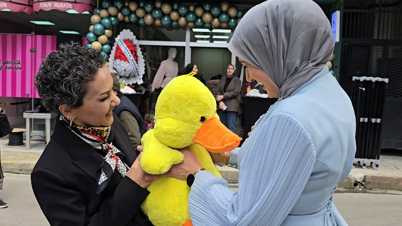 Rize'de işletme sahibinden anlamlı çağrı