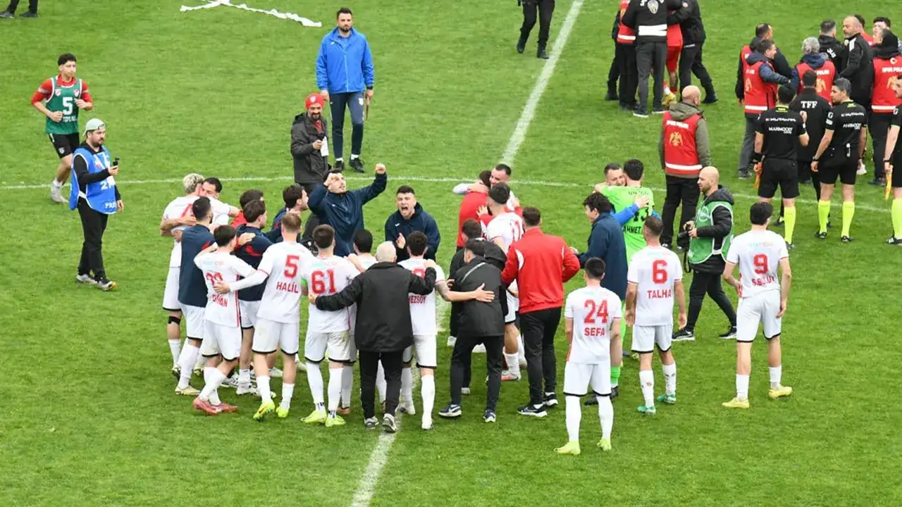 Başkan Genç’ten Sebat Gençlik’e şampiyonluk tebriki