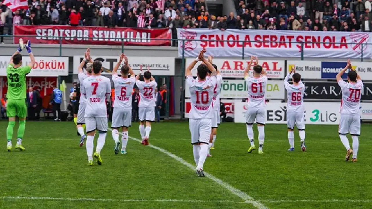 Başkan Kaya’dan şampiyon Sebat Gençlikspor’a tebrik