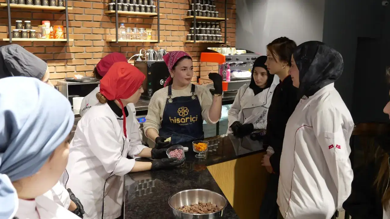 Trabzon’da çikolata üretimi için eğitim seferberliği sürüyor