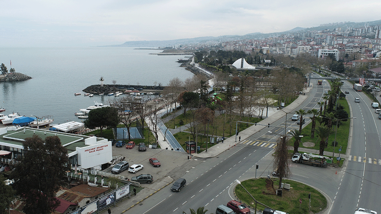 Trabzon'da esnaf şikayetçi oldu: Otopark ücretlendirdi