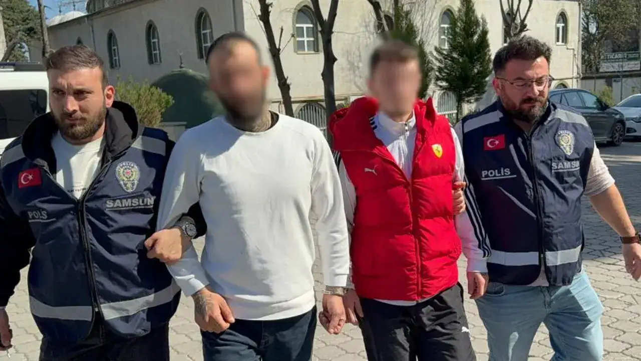 Samsun’da bakış tartışması kanlı bitti: 2 şüpheli adliyede