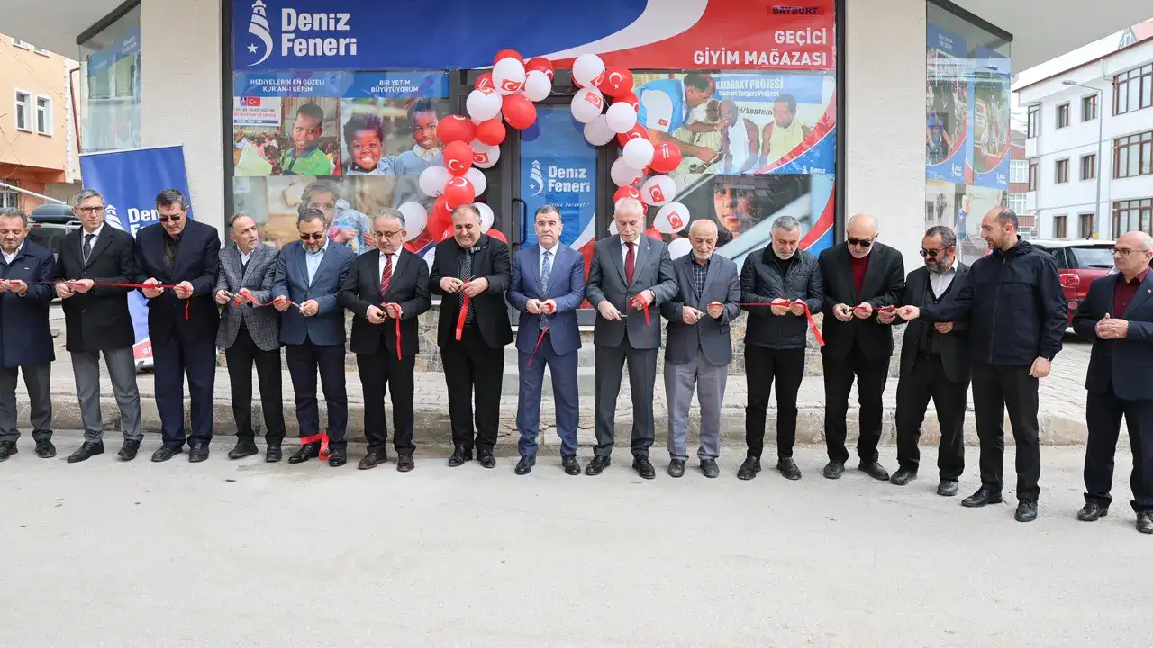 Bayburt’ta ihtiyaç sahipleri için giyim mağazası açıldı