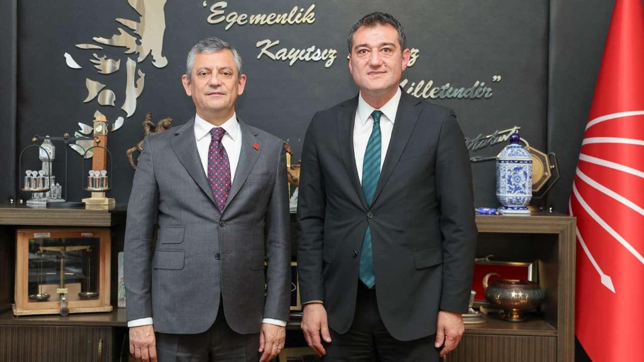 Giresun Belediye Başkanı’ndan Özgür Özel’e ziyaret