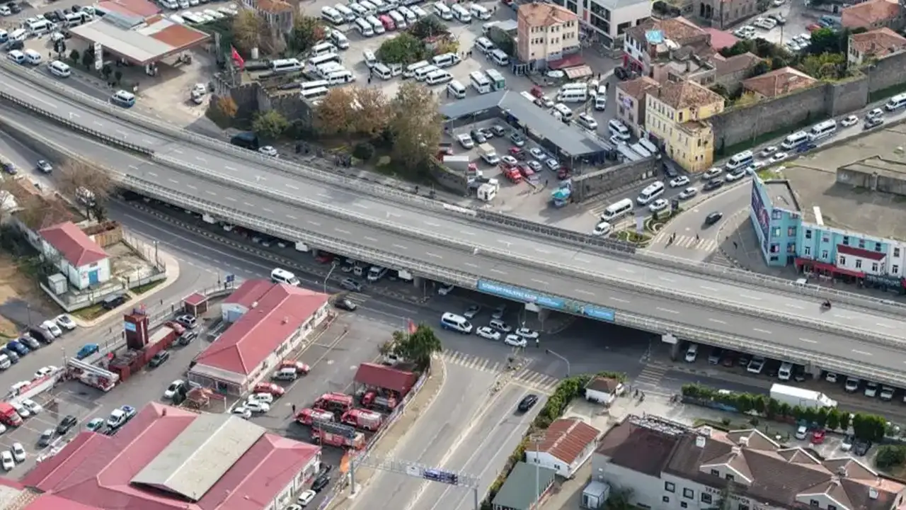 Trabzon’da Reşadiye Viyadüğü tartışması: “Trafiği taşıyamaz”