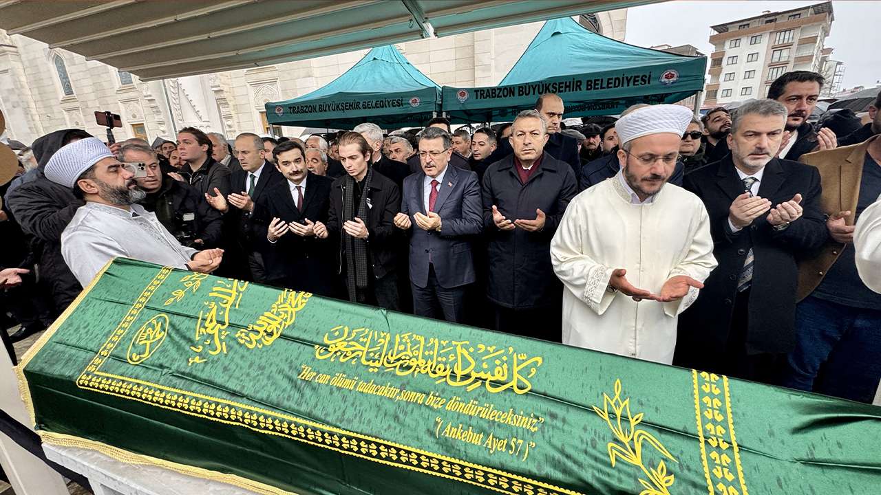 Sebahattin Arslantürk son yolculuğuna uğurlandı: Trabzon iş dünyasının acı günü