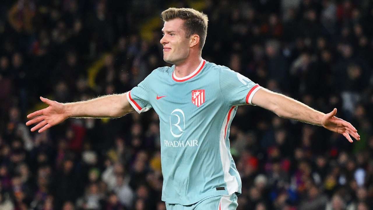 Eski Trabzonsporlu Şampiyonlar Ligi’nde Barcelona'nın fişini çekti