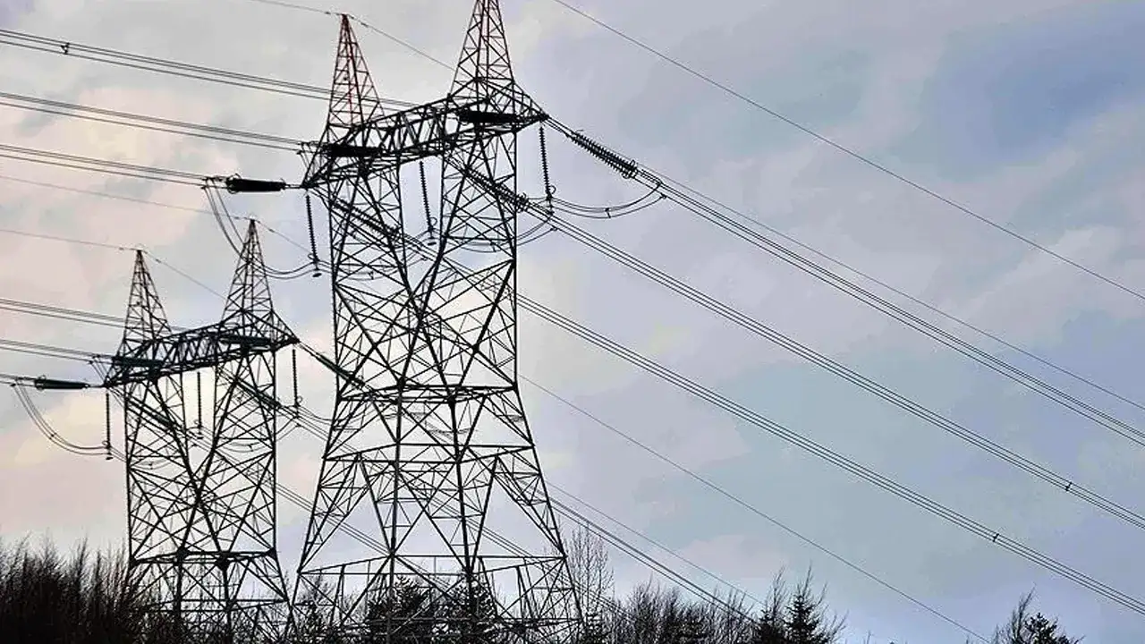 Trabzon’da birçok mahallede elektrik kesintisi: İlçe ilçe saatler açıklandı