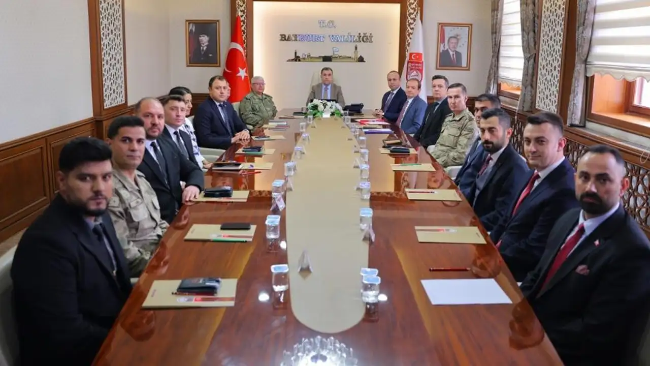 Bayburt’ta güvenlik toplantısında 3 önemli başlık değerlendirildi