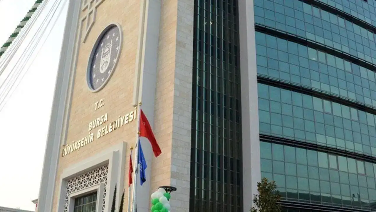 Bursa Büyükşehir Belediyesi AK Parti'ye geçti: Şahin Biba seçildi