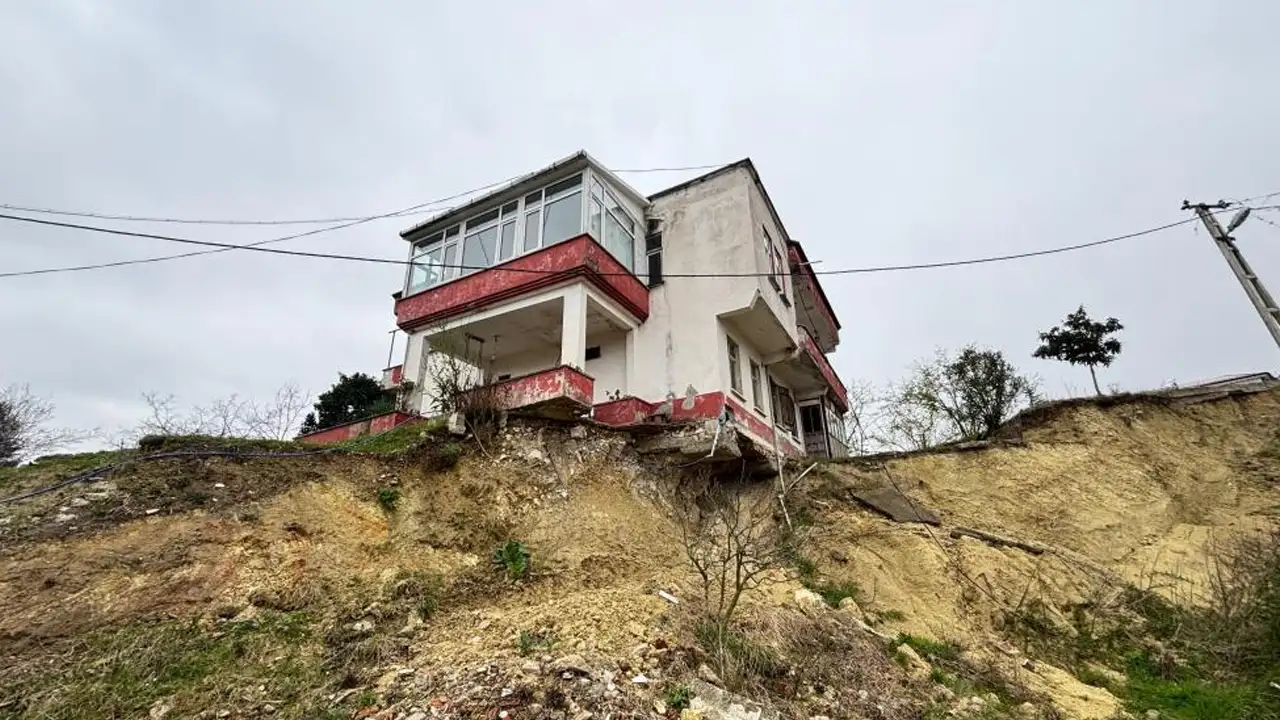 Arsin’de heyelan bölgesinde yeni süreç: Konut ihalesi planlanıyor