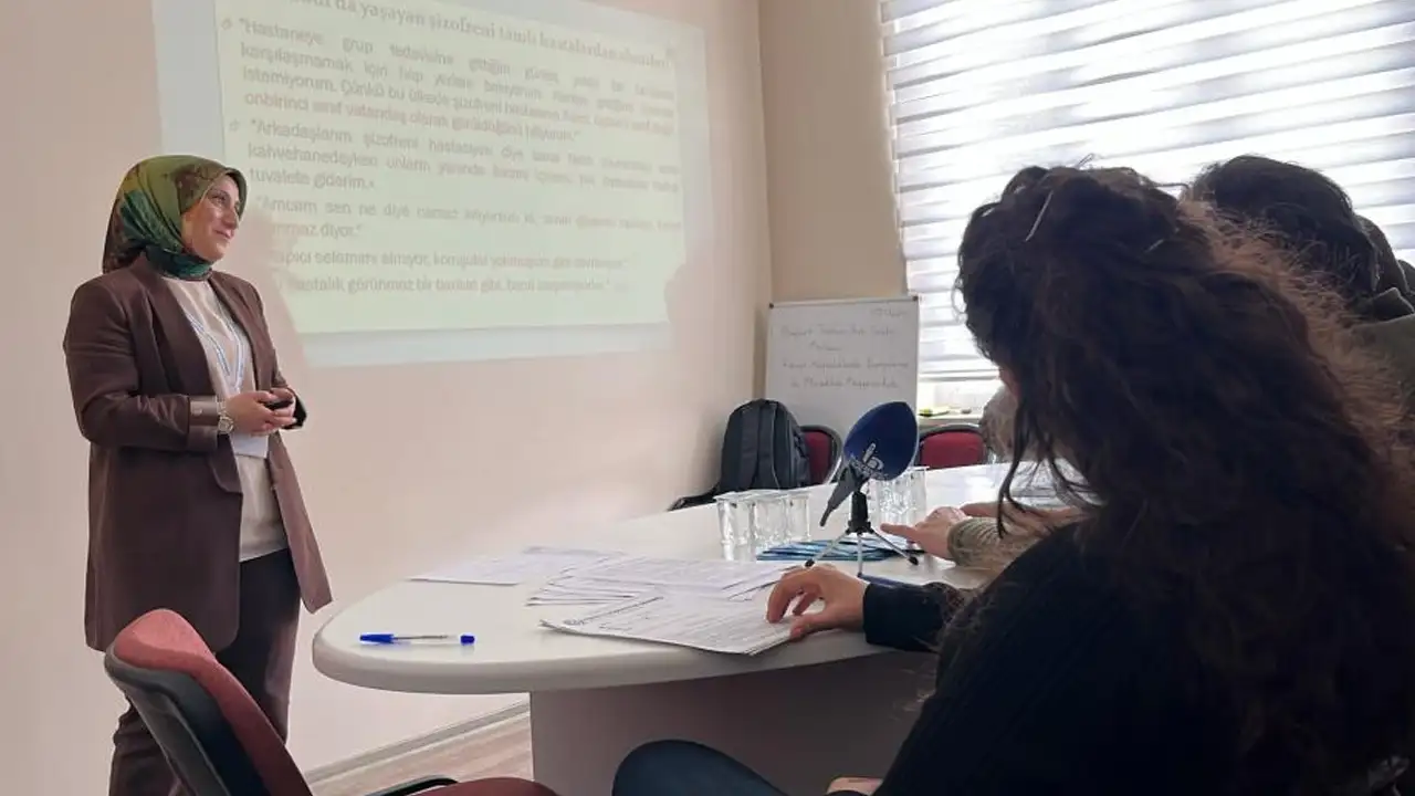 Bayburt’ta ruh sağlığı toplantısı: Damgalamaya dikkat çekildi