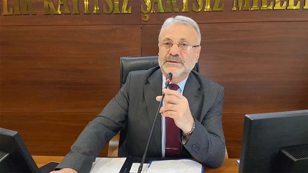 Kanca'dan Kaya'ya sert cevap: "Ahlaksız görmek istiyorsa partisine baksın"