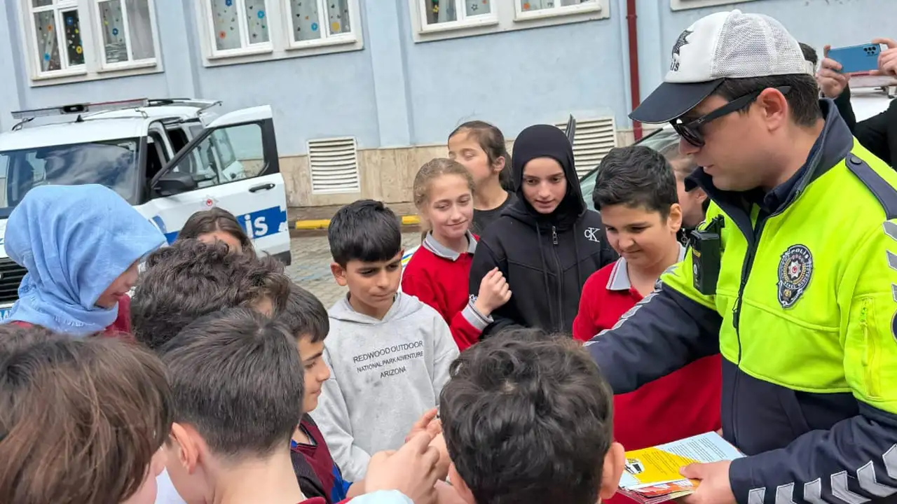 Hayrat’ta Polis Haftası etkinlikleri düzenlendi