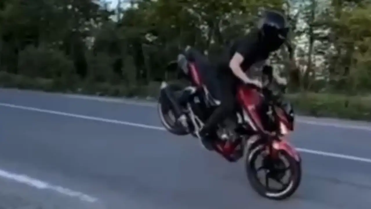 Ordu’da tehlikeli sürüş paylaşan motosikletliye ceza