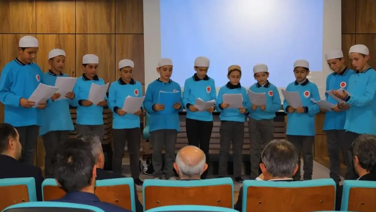 Bayburt’ta öğrencilere hafızlığın önemi anlatıldı