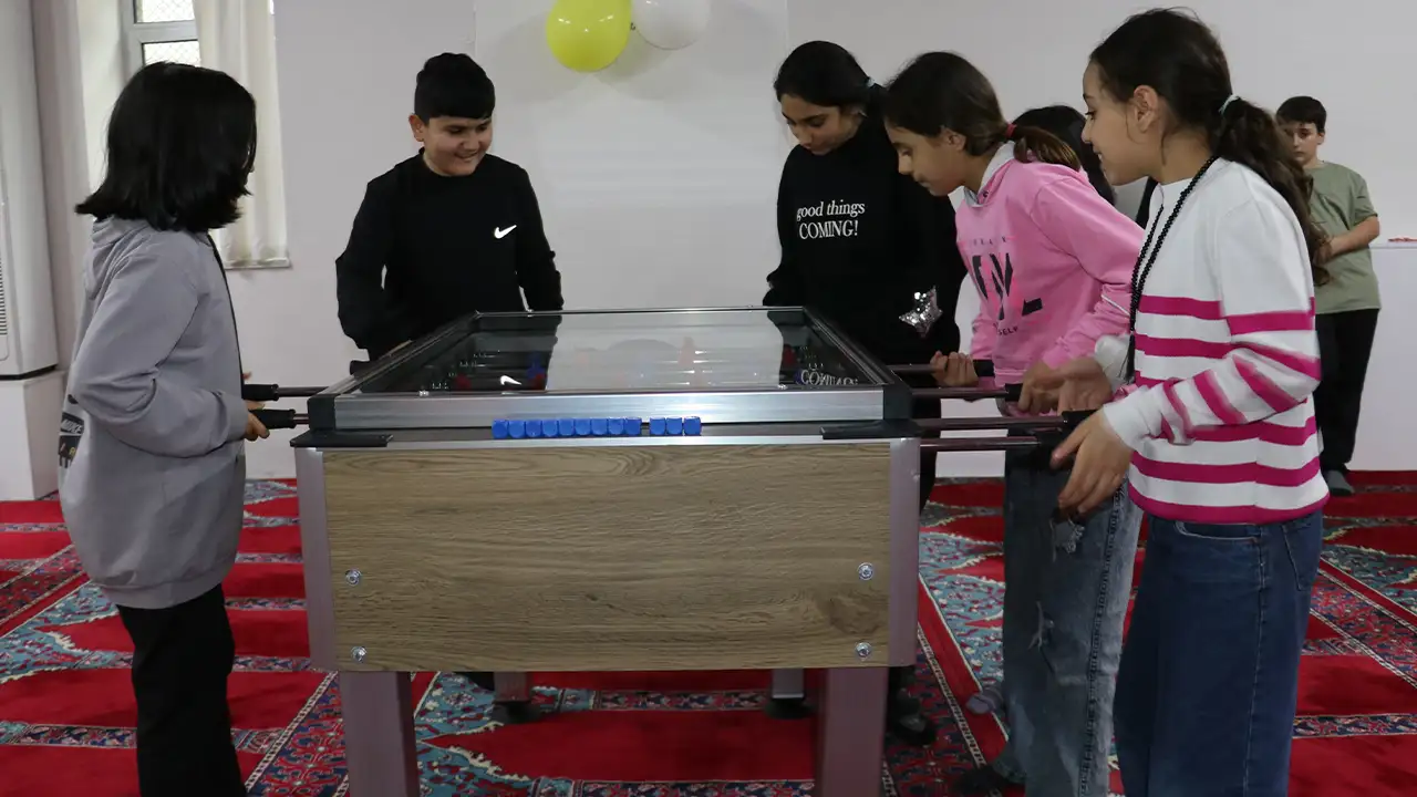 Trabzon’da cami altı gençlik merkezine dönüştürüldü