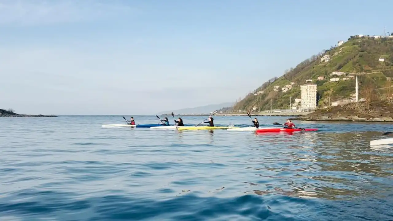 Rize’den 26 sporcu Kano Bahar Kupası’nda yarışacak