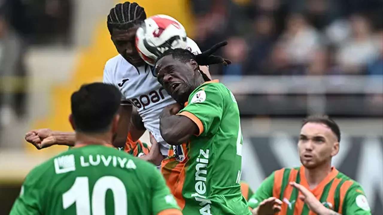 Trabzonspor Alanya engeline takıldı: Masaya yatırılan kritik maçta hakem yönetimi sınıfta kaldı