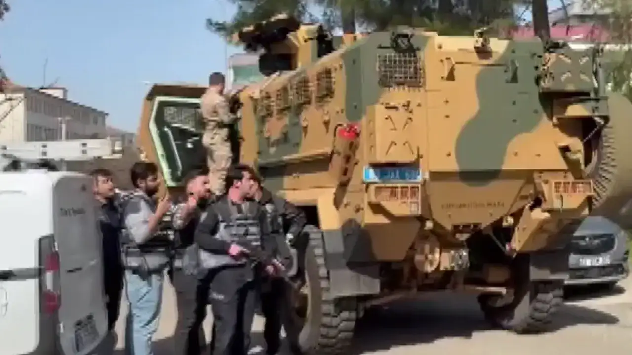 Şanlıurfa’da lise önünde silah sesleri: 7 kişi yaralandı