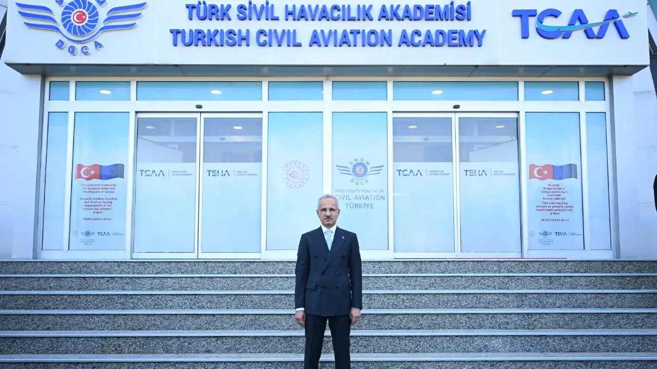 Pilot adaylarına müjde: Bakan Uraloğlu yeni sistemi açıkladı