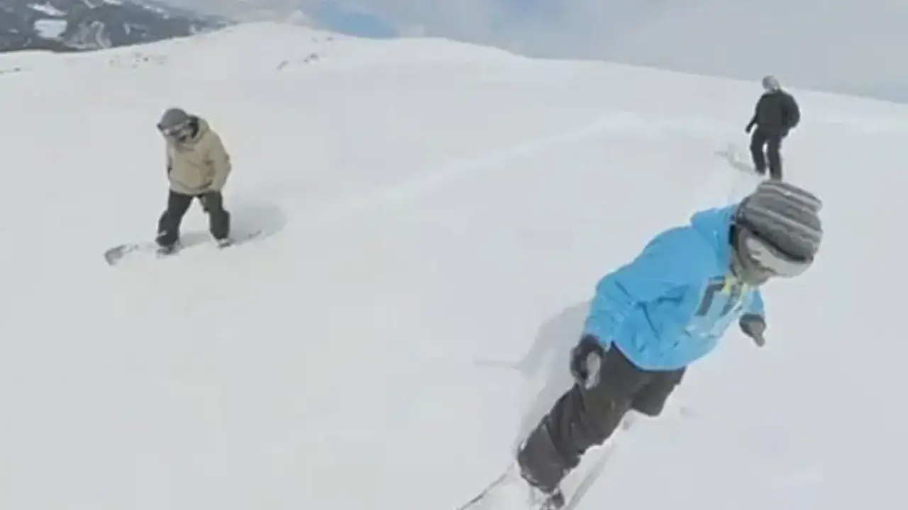 Giresun Kümbet Yaylası’nda nisan ayında kayak keyfi