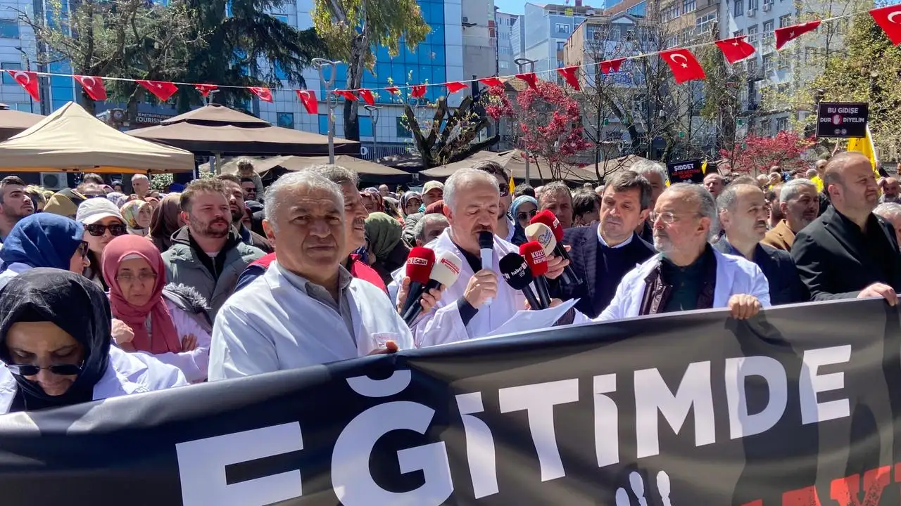 Eğitimciler Trabzon'dan ses verdi: "Okul Polisi hayata geçirilsin"