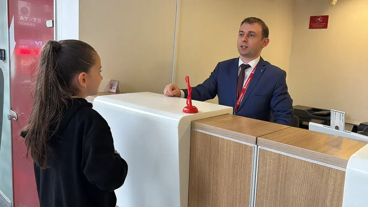 Rize’de 9 yaşındaki Berra’dan anlamlı bağış