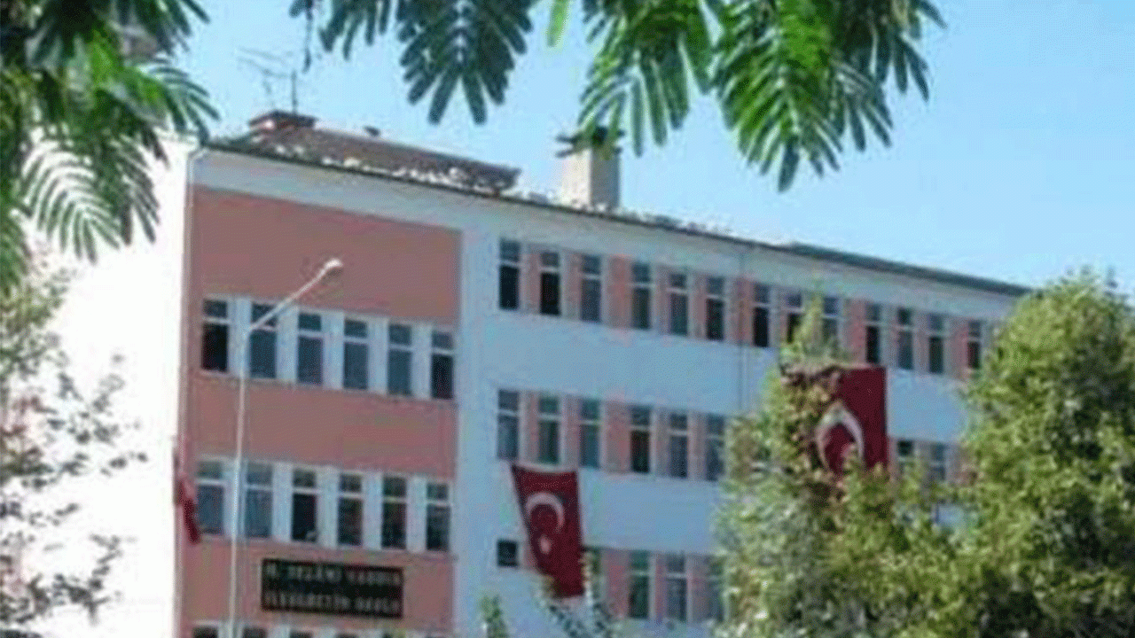 Trabzon’da okul hesabında ortalığı karıştıran yorum: Emniyet harekete geçti
