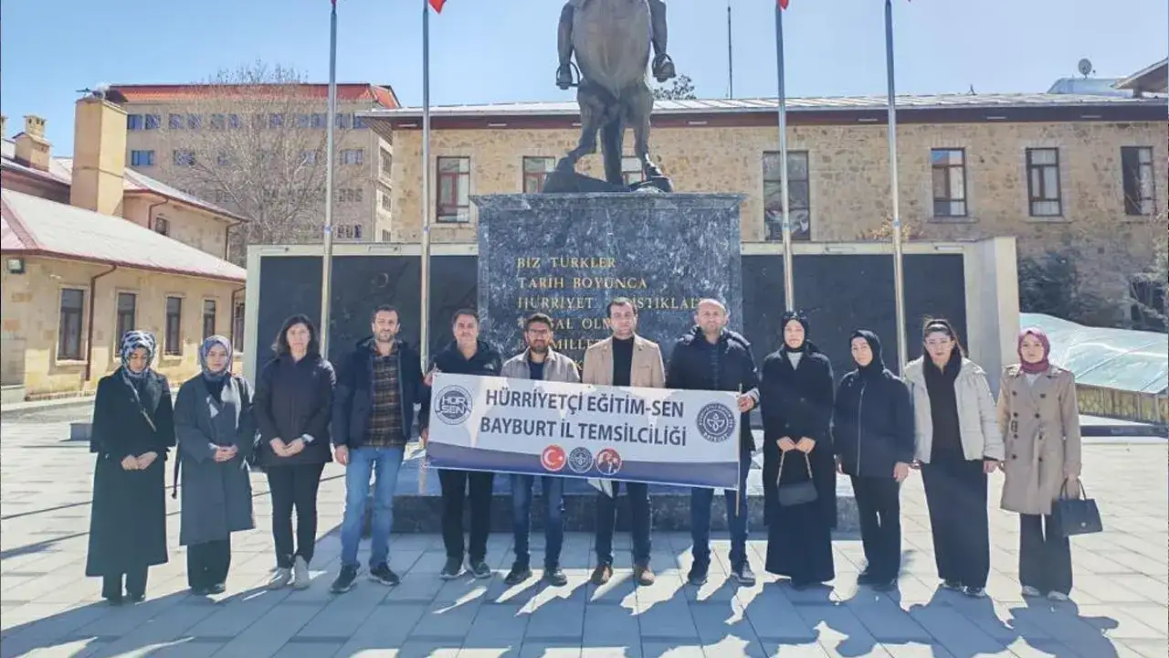 Bayburt’ta eğitimcilerden iş bırakma eylemi
