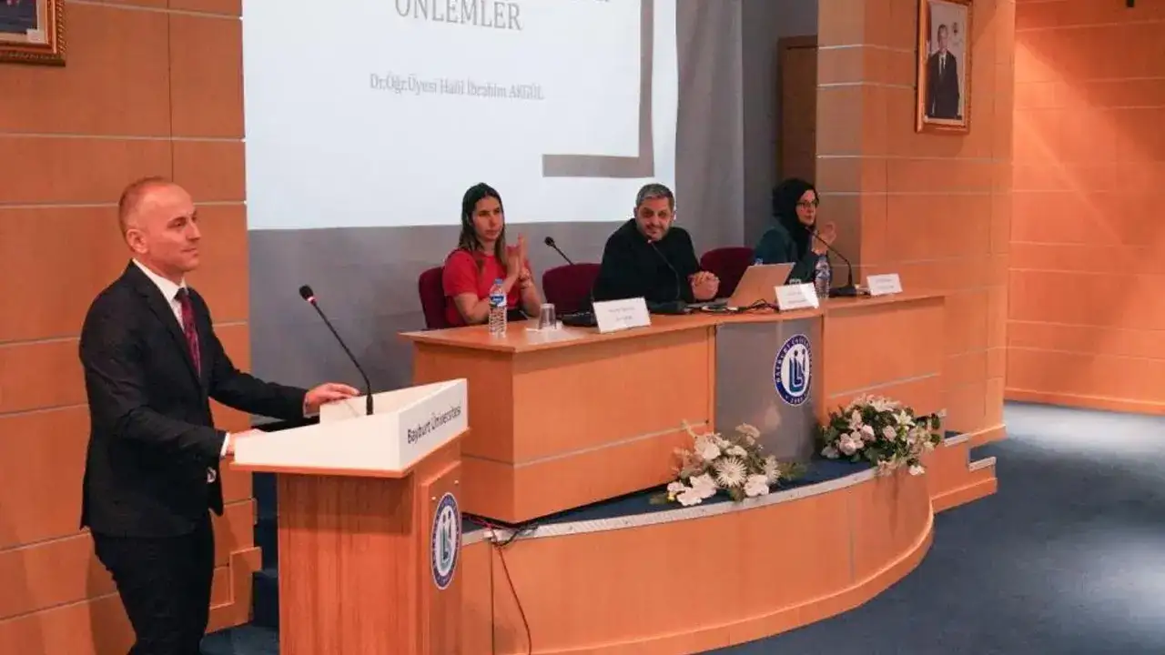 Bayburt Üniversitesi’nde gıda israfı konuşuldu