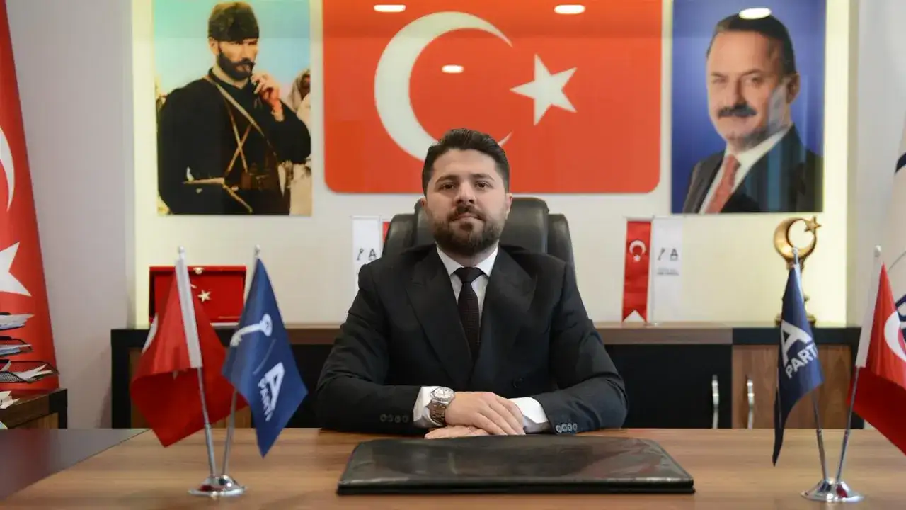 Anahtar Parti Trabzon İl Başkanlığı’ndan sert tepki: “Okullarımız şiddetin değil, geleceğin kalesi olmalıdır”