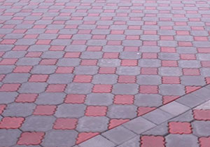 Trabzonlu yolu parke döşedi!