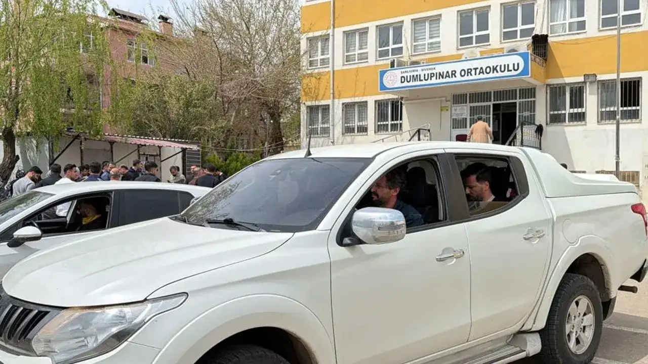 Siverek’te bir okulda öğretmene saldırı girişimi! Son anda engellendi
