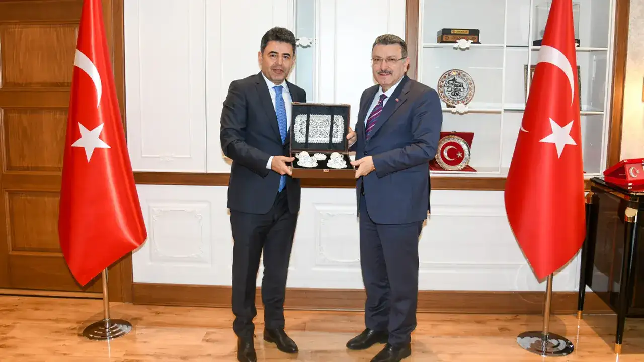 Bakan Yardımcısı Boyraz’dan Trabzon Büyükşehir’e ziyaret