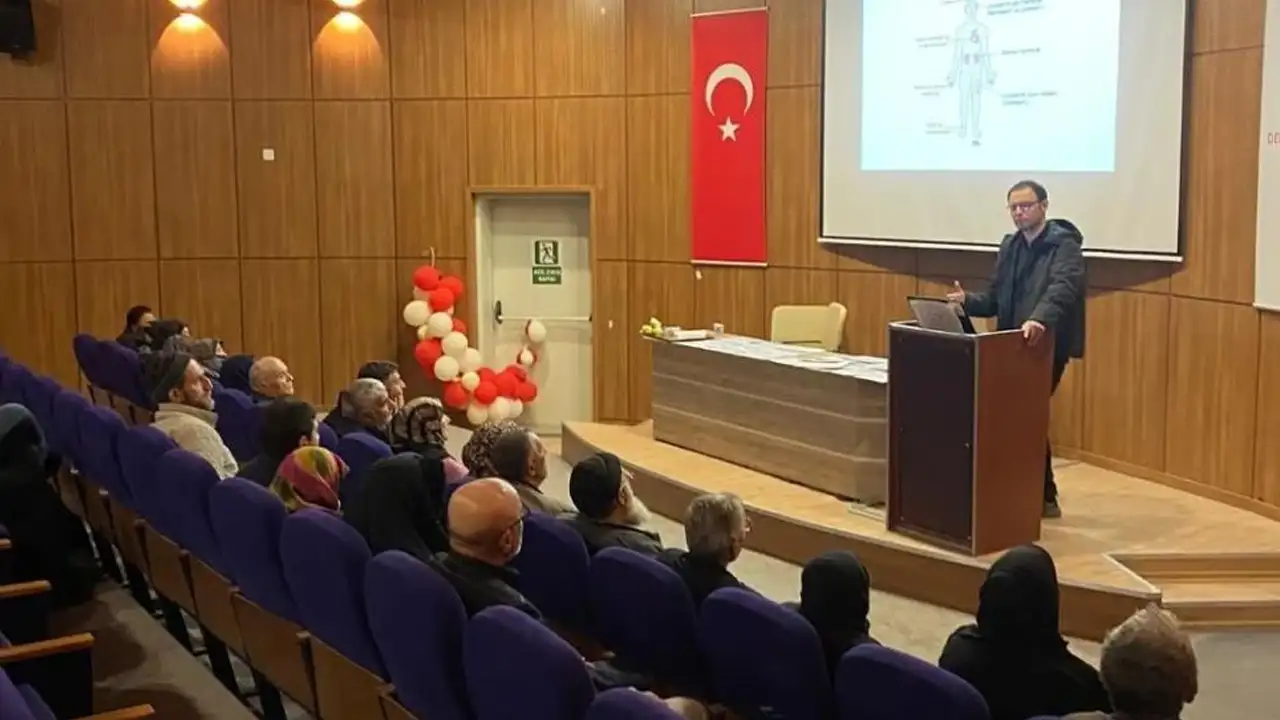 Bayburt’ta Diyabet Okulu eğitimleri devam ediyor