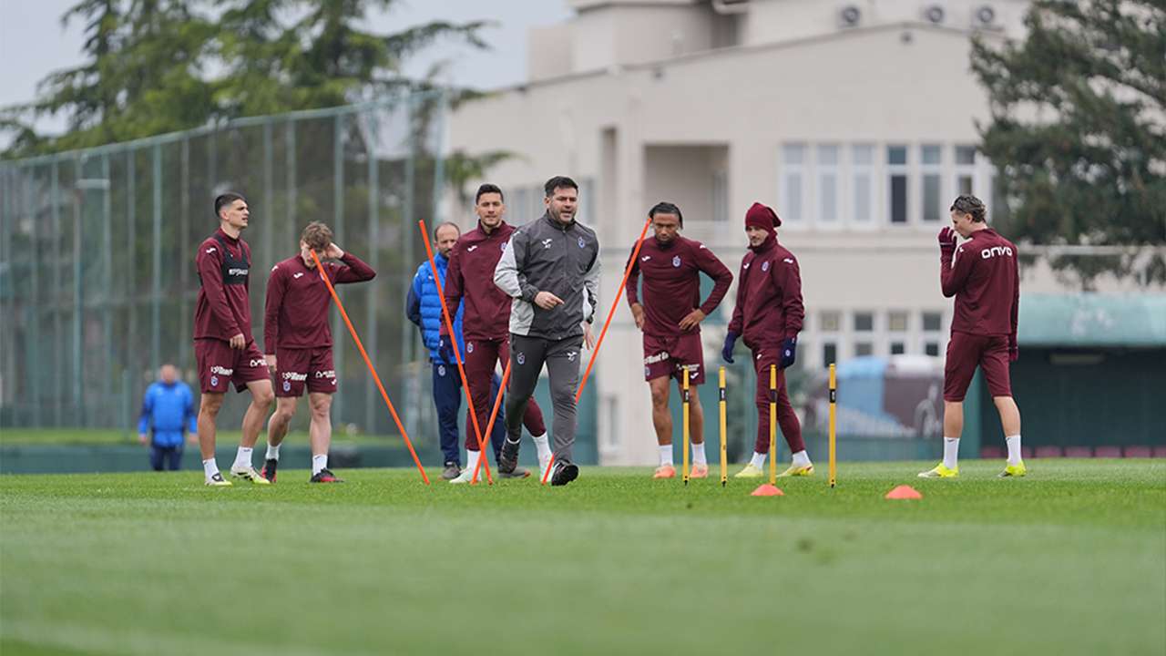 Trabzonspor'da mesai başladı: Fatih Tekke yönetiminde kupa hazırlığı