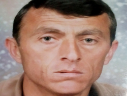 Kayıkçının cesedini oğlu buldu