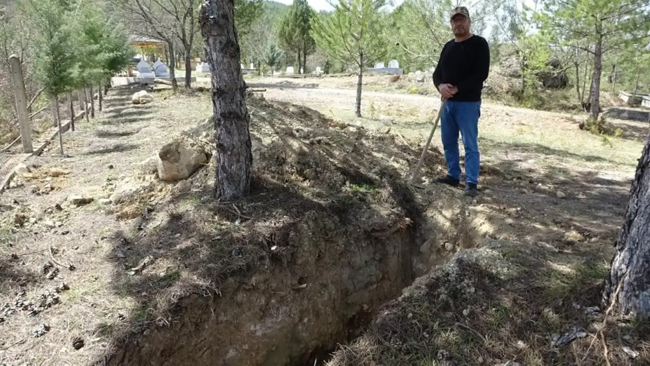 3 kaza, 3 kalp krizi, ayı saldırısı… Ölmedi, mezarını kendi kazdı!