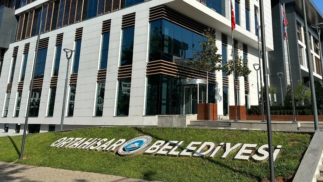 Başka Kaya açıkladı: "Ortahisar Belediyesi’nin TOKİ’ye bir lira borcu kalmamıştır”