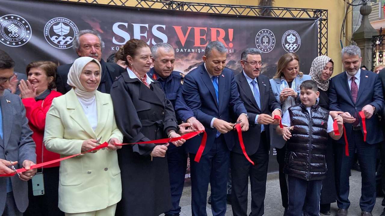 Sanat galerisinin açılışı yapıldı: Trabzon’dan Filistin’e Kütüphane isteği