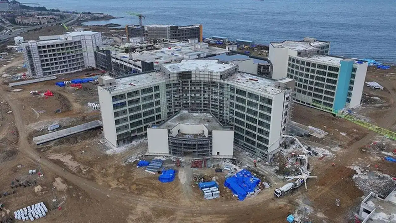 Trabzonlu olmayana istihdam yok mu ?